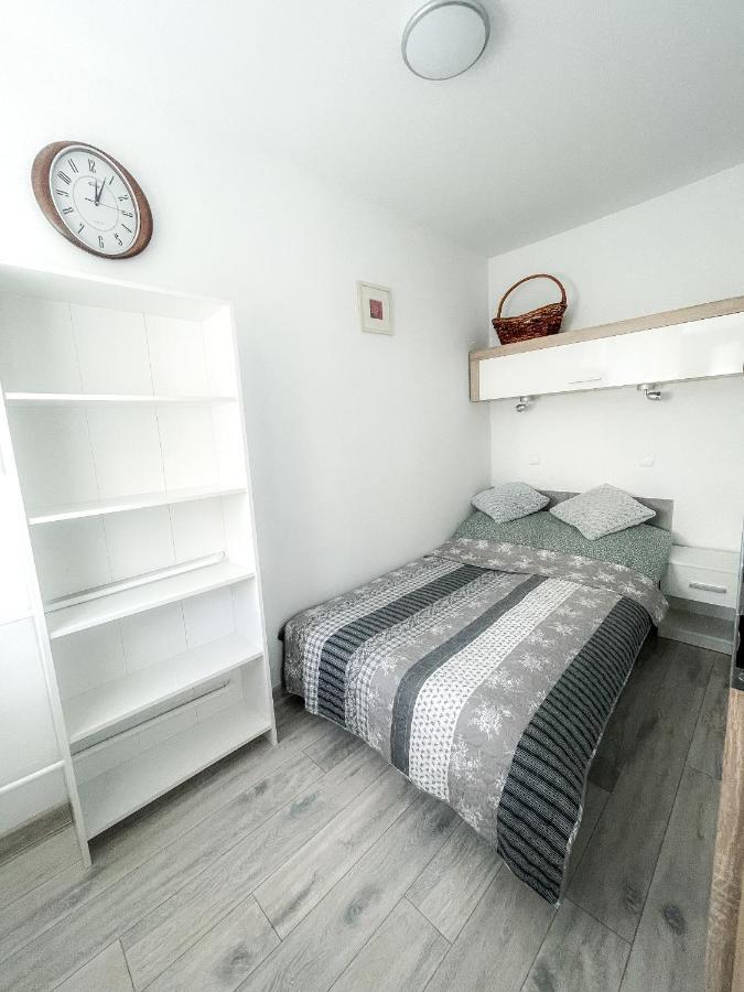 Apartamentyprzymorzu Marytka W Centrum Blisko Morza كولوبرزيغ المظهر الخارجي الصورة